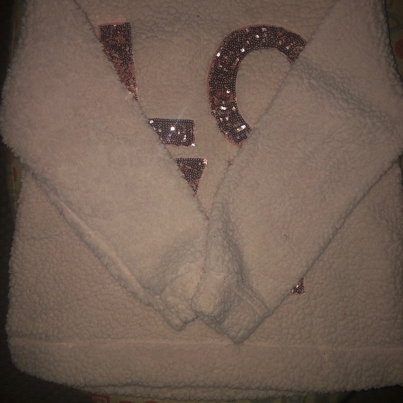 Love Sweater - Picture 2 of 3